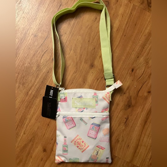 Bio world NWT shrek purse - Picture 1 of 4